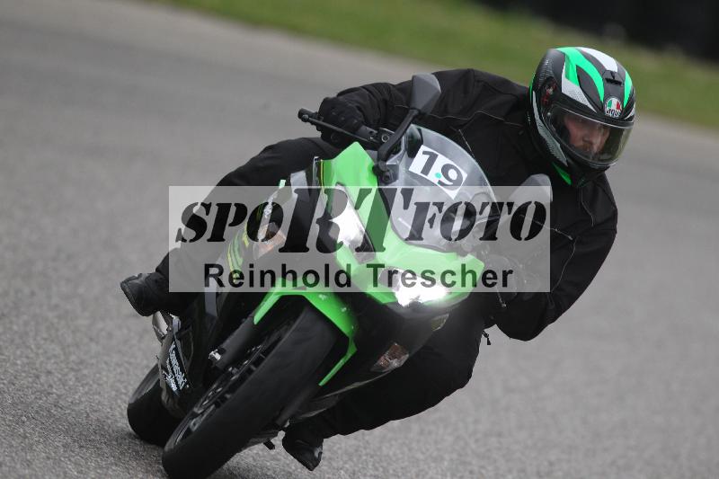 Archiv-2025/10 23.04.2025 Cornu Master School ADR/gruen-vert/19